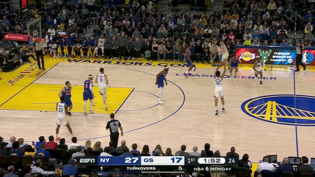 这空接就是为你量身定做的 保罗精准连线TJD双手暴扣