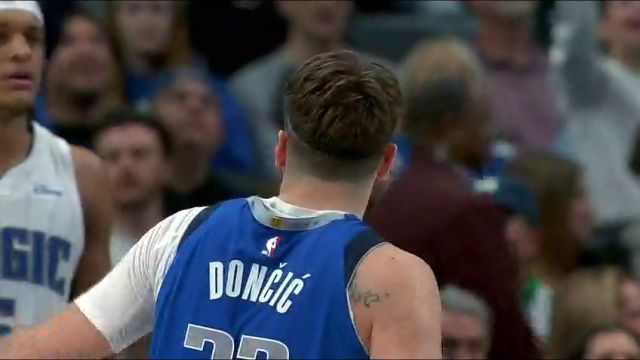 NBA常规赛：魔术vs独行侠第4节中文解说回放