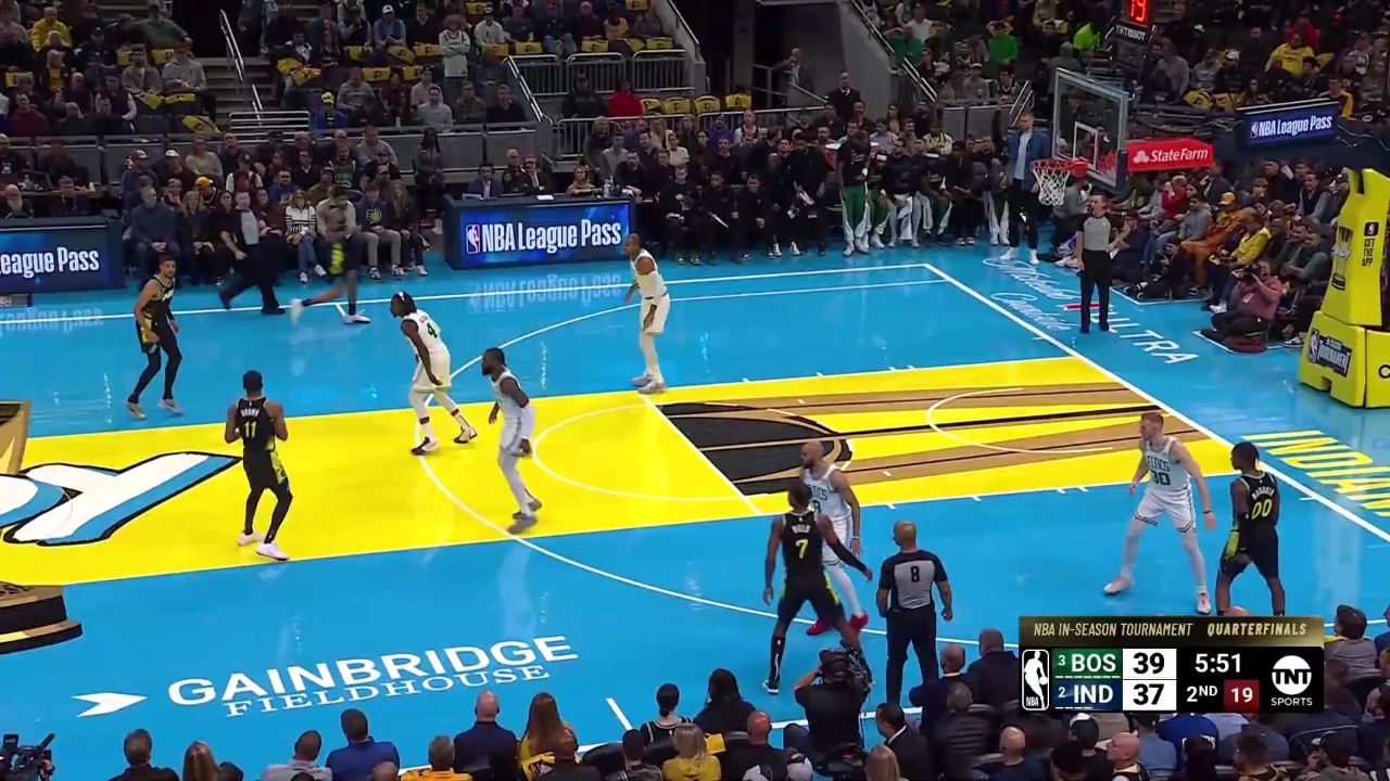 哈利伯顿大号三双26分10篮板13助攻1抢断0失误带领球队胜凯尔特人