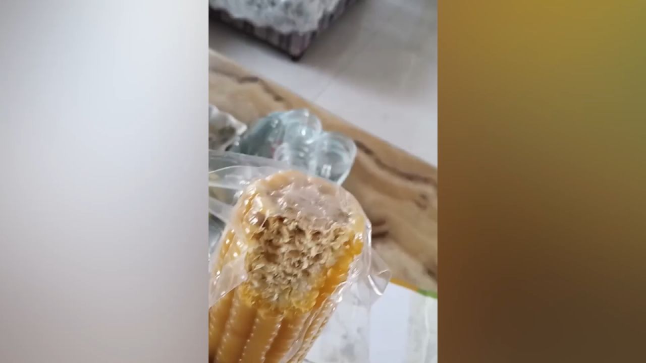 网购玉米 收到后发现被老鼠"啃"了