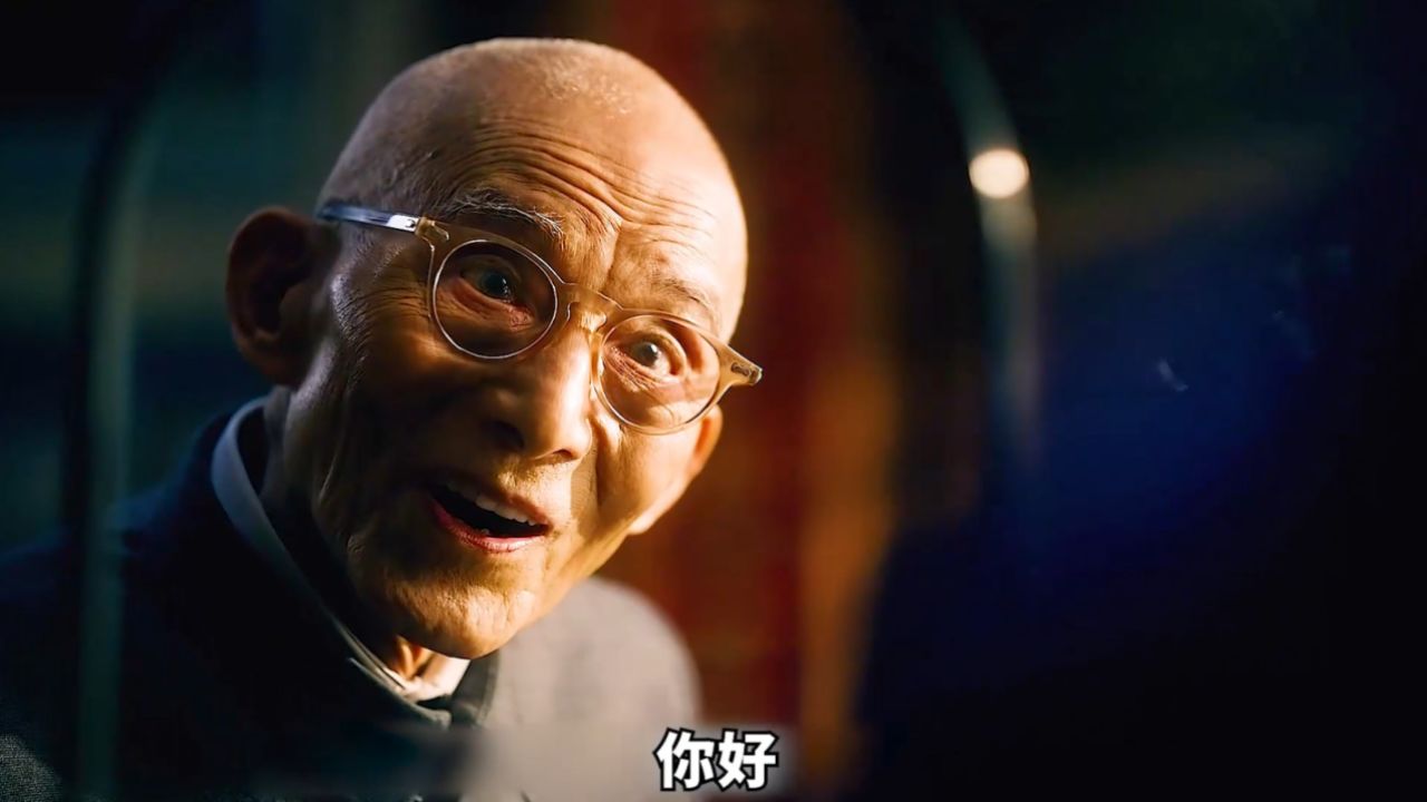 90岁的游本昌老爷子,每个眼神都是戏,爷叔为阿宝重回外滩27号