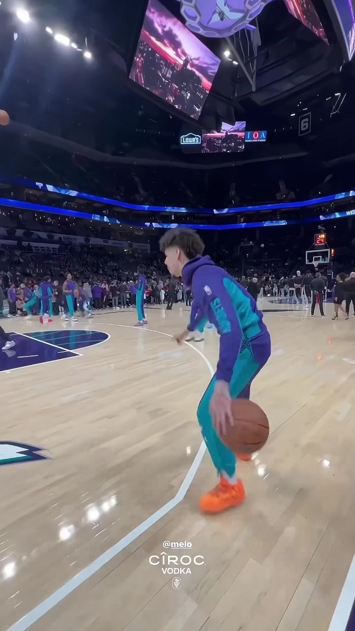 澳大利亚的三球小球迷特意来看三球的比赛#三球 #拉梅洛鲍尔