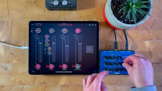 MoMinstruments 推出适用于 iOS和 AUv3插件的应用程序 Elastic Melody v1.1 更新