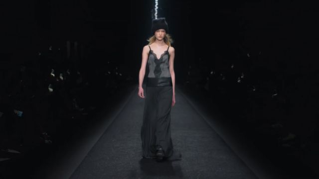 意大利品牌Alberta Ferretti (阿尔伯特菲尔蒂)2024年秋冬季秀场