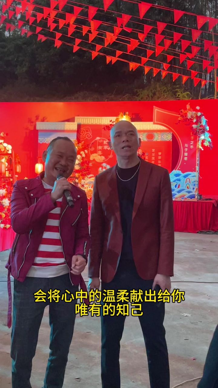有幸遇见广东吴勇同台唱歌,肉蛋哥先来一首《一生中