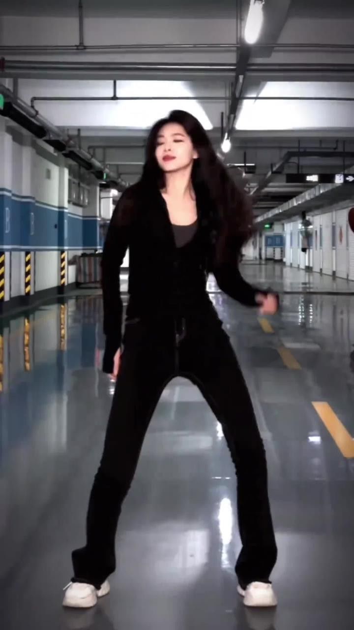 该怎么得到你 麻袋还是甜言蜜语#感觉至上#氛围感舞蹈#女生酷起来