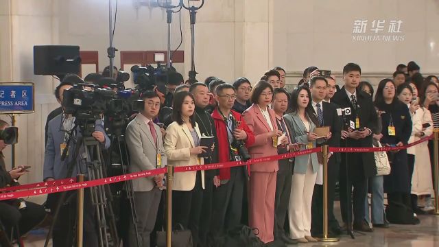 两会速递|首位盲人全国人大代表谈“摸”得着的民主