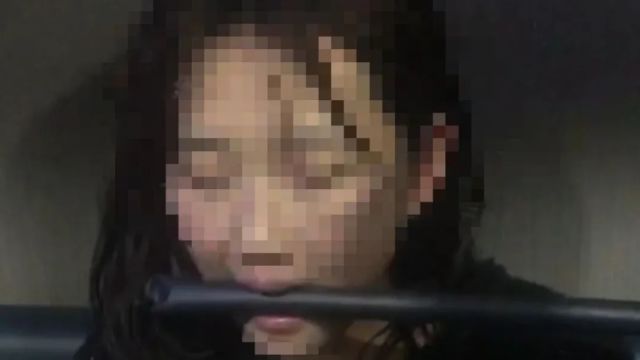 女孩酒店房间里遭多人暴打侮辱,西宁警方:正在调查处理