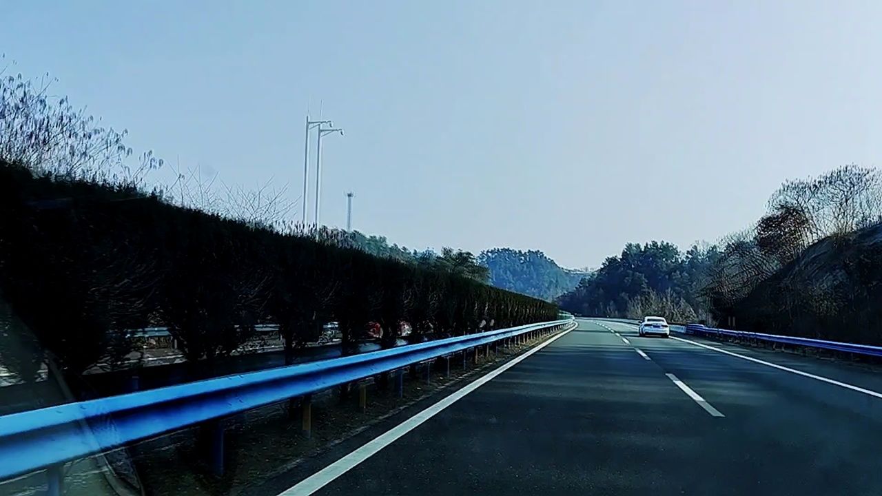 福银高速秦岭隧道图片