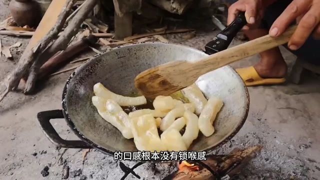 纯野生肉松制作,形似肉松却价格不菲,搭配猪皮,滋味醇厚鲜香