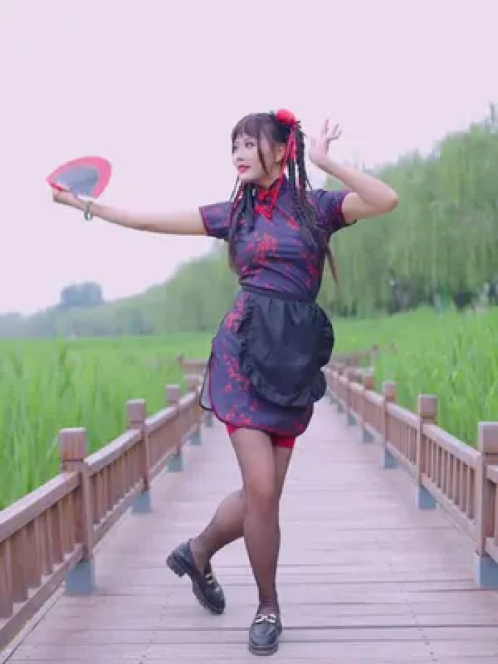 中华娘,还得是跳寄明月 #中华娘 #中华娘旗袍 #寄明月 #寄明月舞蹈