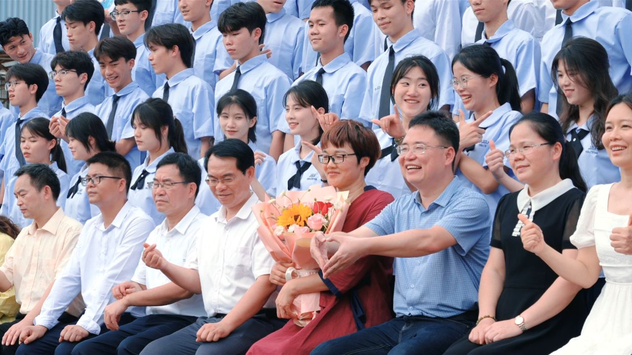 广西来宾市第二中学2024届毕业季主题微电影