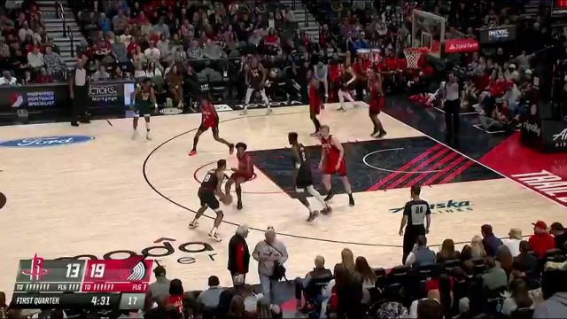 NBA常规赛：火箭vs开拓者第1节英文原声回放