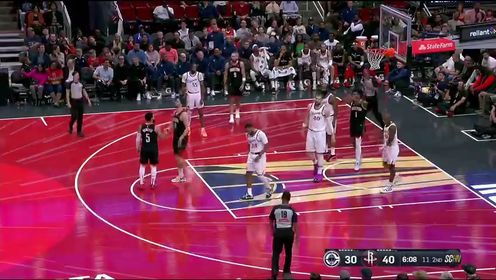 《休斯敦火箭》【回放】NBA杯小组赛：快船vs火箭第2节英文原声回放