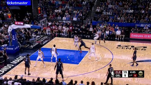 《NBA全场集锦》我命由我不由天！卡特旱地拔葱双臂暴扣肆虐禁区
