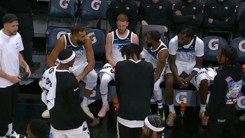 《NBA全场集锦》【回放】NBA常规赛：湖人vs森林狼第4节英文原声回放