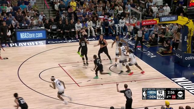 开始收割比赛！约基奇穆雷里应外合连砍5分锁定胜局