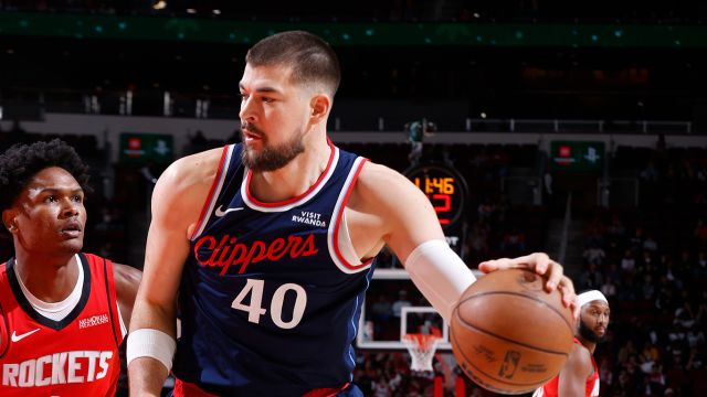 祖巴茨vs火箭集锦 14中13空砍33分7篮板无力回天