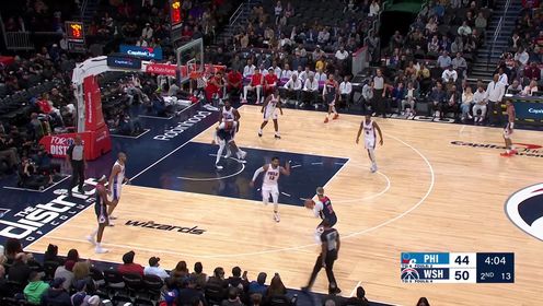 《NBA全场集锦》岿然不动稳如钟！恩比德镇守篮下送库兹马遮天大帽