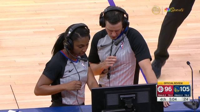 皓篮球点评格林犯规：优秀的少林寺运动员 身轻如燕马踏飞燕十八般武艺全用上