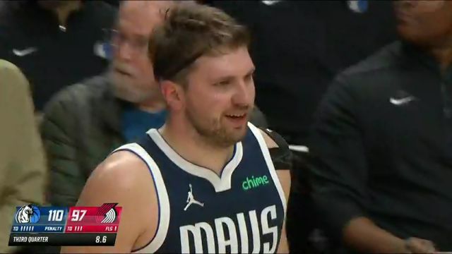 NBA常规赛：独行侠vs开拓者第3节中文解说回放