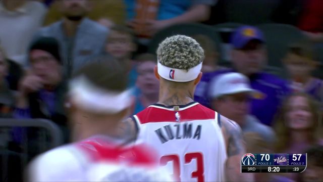 库兹马强硬对抗封盖杜兰特 反击中觅得良机再中追身三分