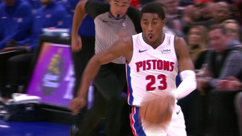《TOP时刻》31日NBA最佳扣篮 诺克斯腾云驾雾战斧劈扣轰炸篮筐