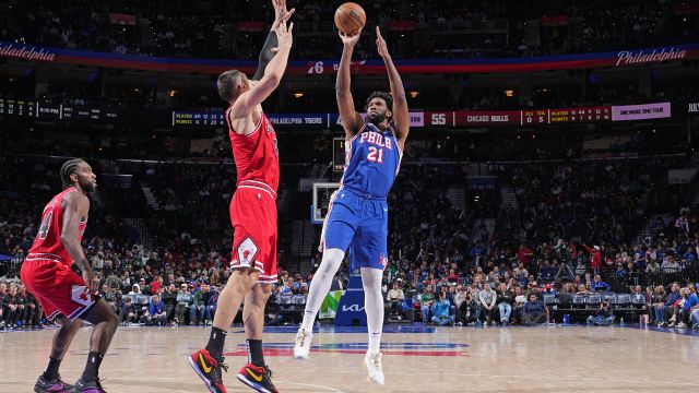 恩比德vs公牛集锦 全场40+14+6但遗憾空砍