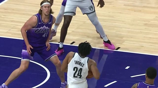 人高马大照样不虚 卡姆托马斯隔人上篮打成2+1