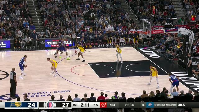 进攻端为所欲为 莱昂纳德突破+三分连砍五分打穿防线