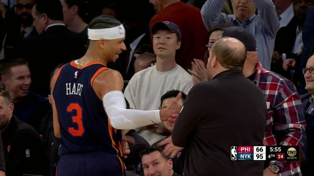下班打卡的快乐！大比分领先后哈特被换下场疯狂庆祝