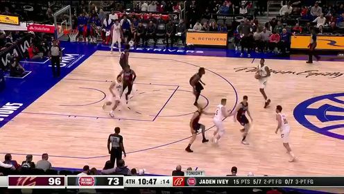 《NBA全场集锦》【回放】NBA常规赛：骑士vs活塞第4节中文解说回放