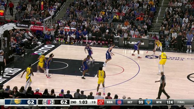 精准三分打懵对手 哈利伯顿祭出高射炮洞穿球网