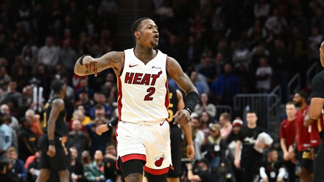 热火107-104骑士 巴特勒30+5热火客场险胜骑士