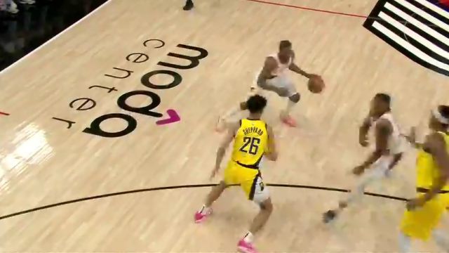 步行者vs开拓者英文原声全场回放