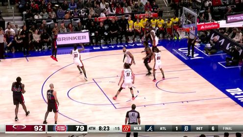 《NBA全场集锦》快攻势如破竹！哈克斯妙传托马斯-布莱恩特直捣黄龙暴扣得手