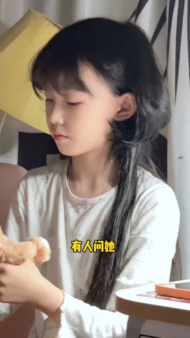 我真的觉得水母头就配各种衣服很好配啊