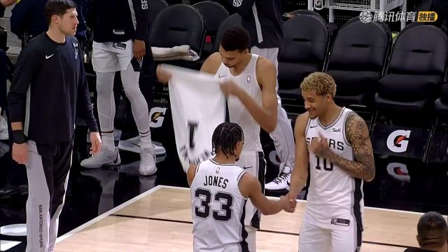 NBA常规赛：奇才vs马刺中文解说全场回放