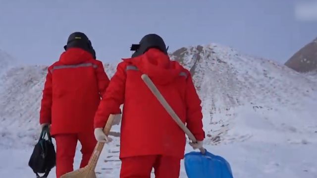 新疆油田天然气生产基地,户外温度零下26度,极寒天气增加钻井难度