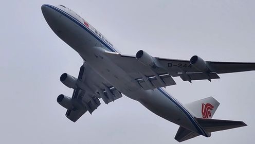 实拍三架航司飞机剃头式起飞，国航747空中上演直角转弯，完美！