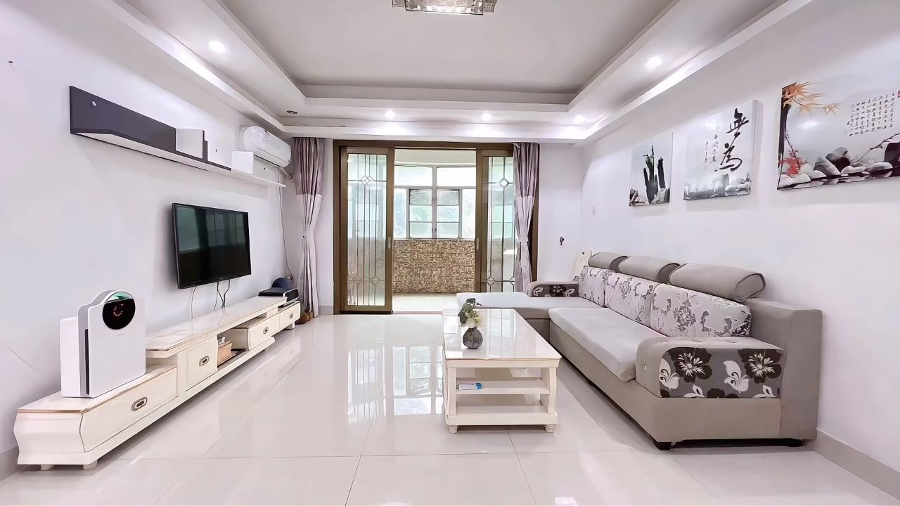 1号线西乡地铁站兴华花园大三房一厅5200实图实价#深圳租房