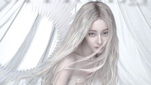 迪丽热巴金发灰瞳杂志大片，美若折翼天使，却被质疑模仿刘亦菲