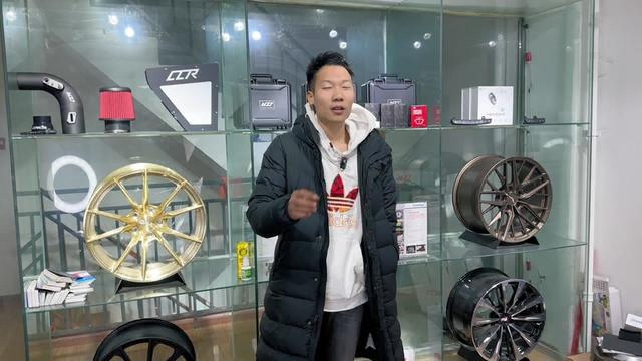 在乎别人的眼光干嘛~自己开心不完了吗!#凯迪拉克 #宝马