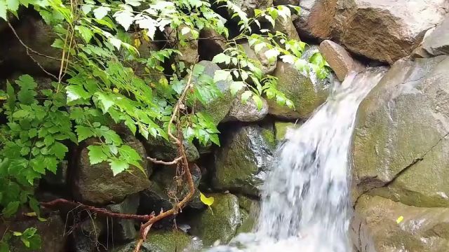 位于滨州邹平市境内的白云山四时之景变幻灵动