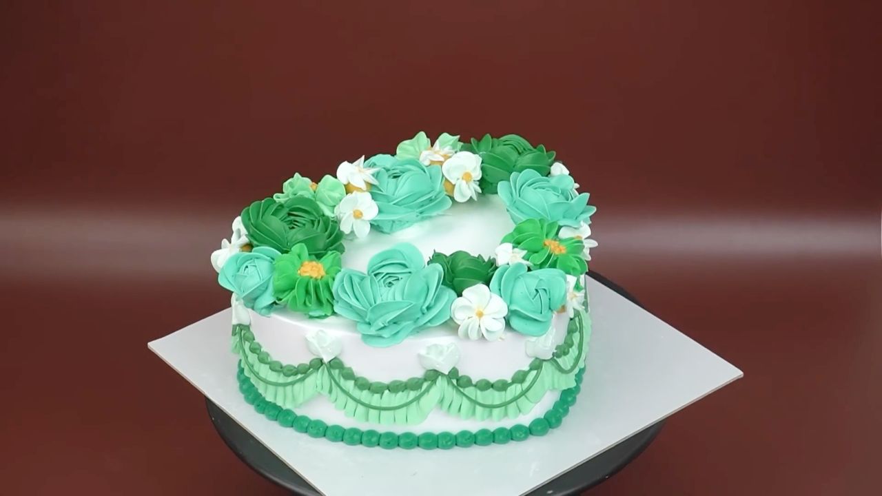 绿色花束奶油蛋糕装饰创意