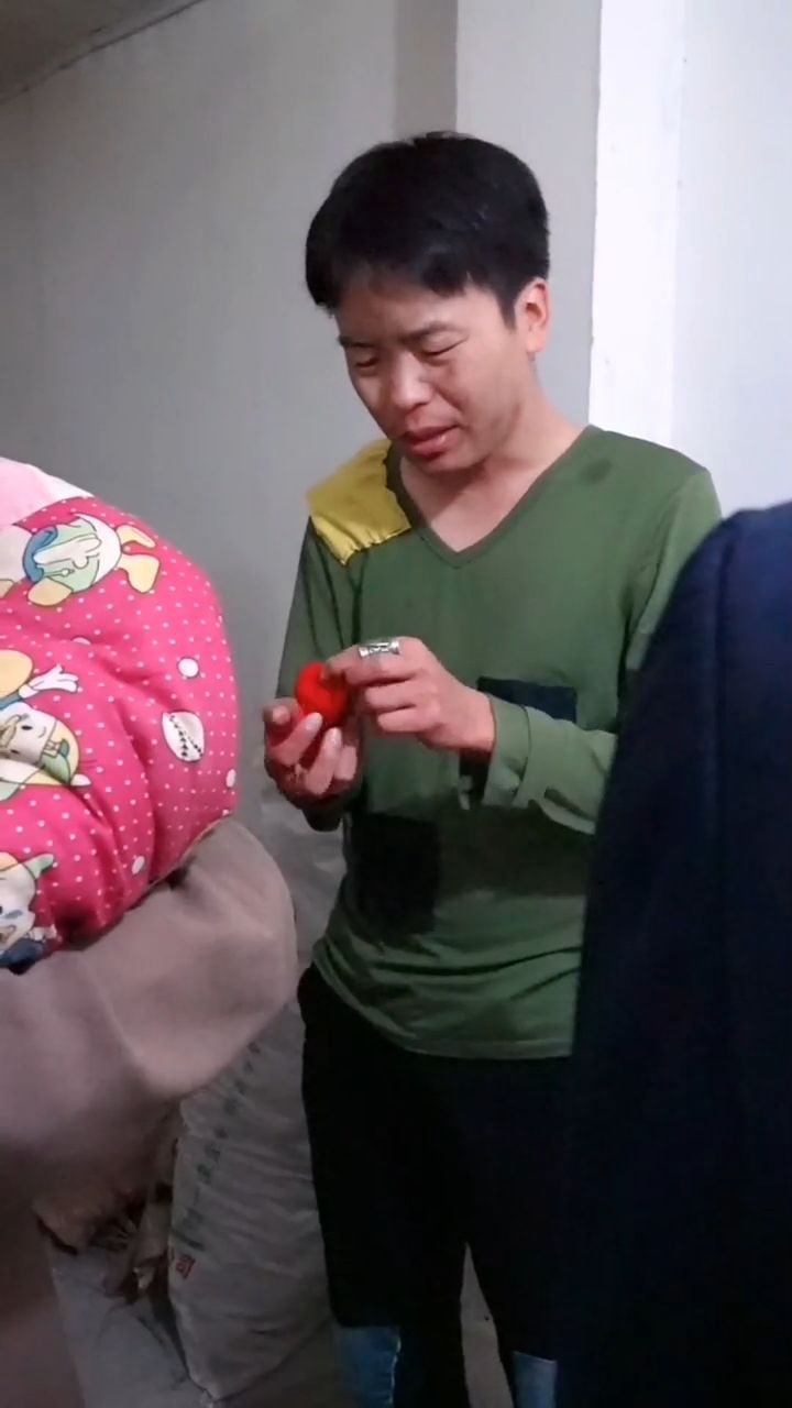 小天一简介父亲图片