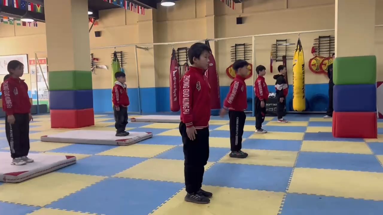 鲁山武术#要练武到弘武02 02弘武龙队示范团日常训练02 02