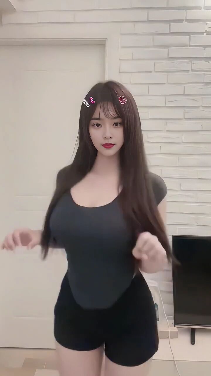 颜值气质美女完美身材 #这样的身材谁能顶得住 #极品身材美女