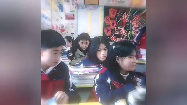 “青春是如此的美好”2394