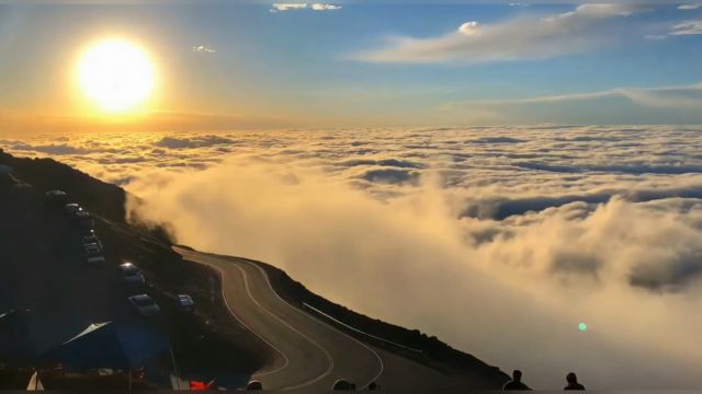 收集了这么多天空美景当然要分享给你啦.